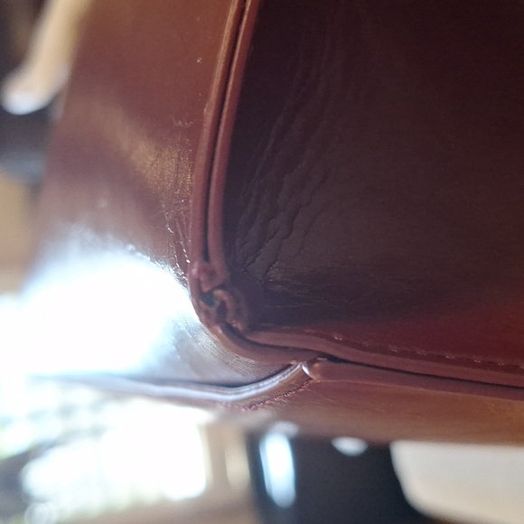 Burgundy Handbag - Picture 14 of 16